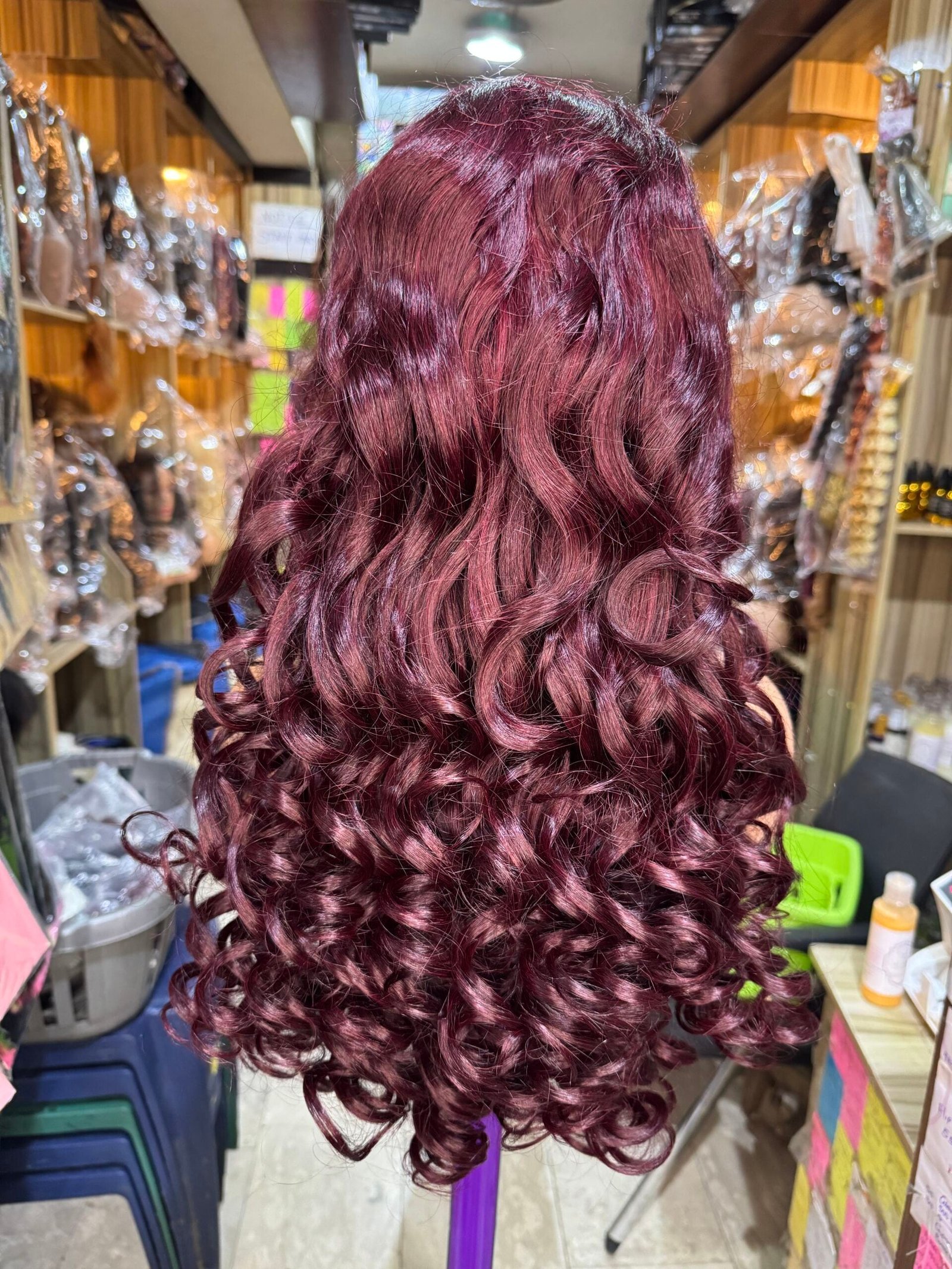 010 ITALIAN BOUNCY WIG - Image 3