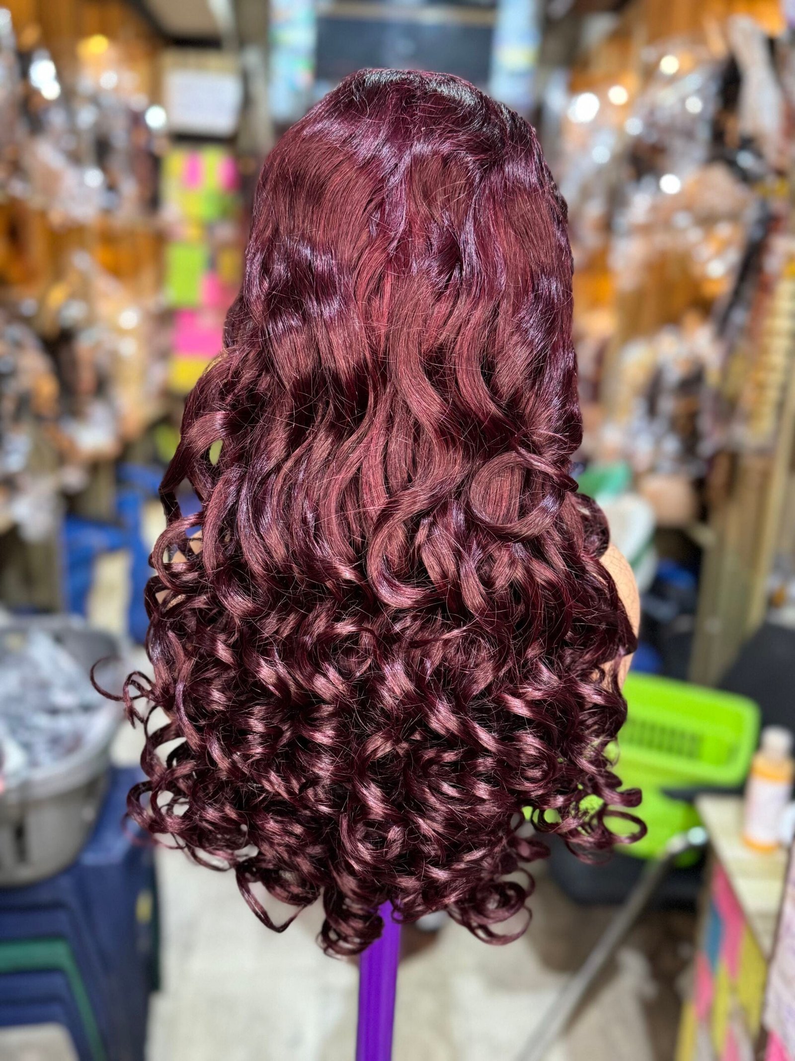 010 ITALIAN BOUNCY WIG - Image 2